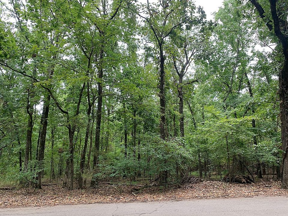 1st image of 18431 W Lakewood Dr