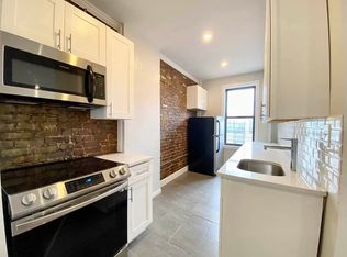 75 Ellwood St #2C, New York, NY 10040