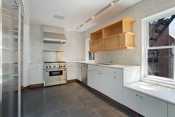 Rented by Great Jones Realty | media 156