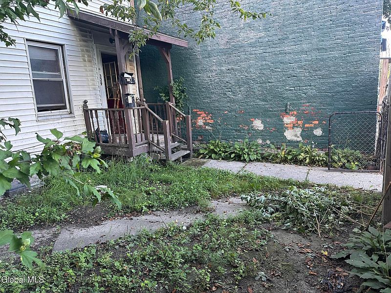3rd image of 329 1st Street