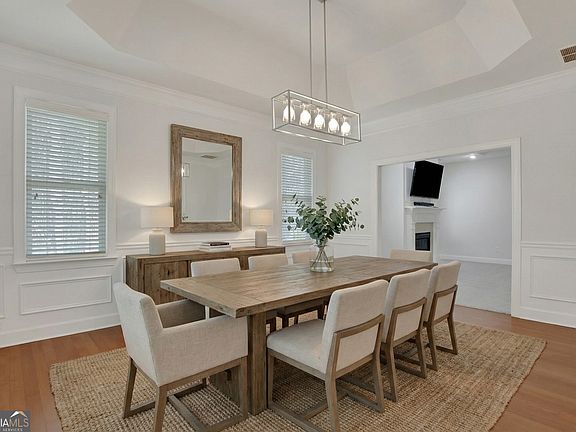 4th image of 3375 Olivia Ct