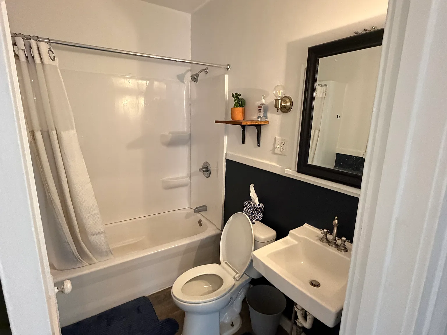 719 Lockwood St NE — Photo 3