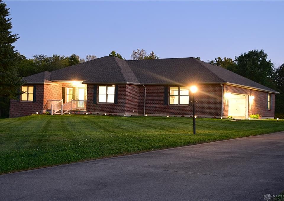 1st image of 949 Saramy Ct