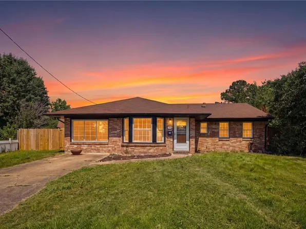 5004 Westgrove Cir, Virginia Beach, VA 23455