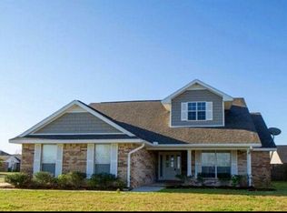 9787 Watkins Dr, Fairhope, AL 36532