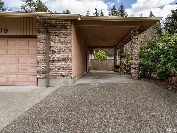 4th image of 2219 59th Ave NW