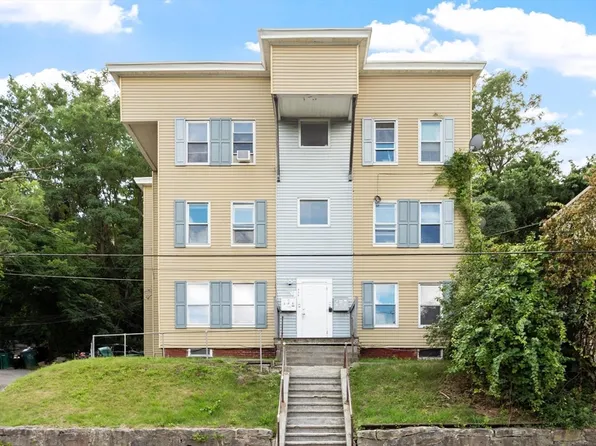 420 Kimball St, Fitchburg, MA 01420