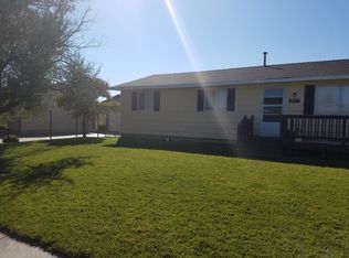 401 S Ridgewood Rd, Ulysses, KS 67880