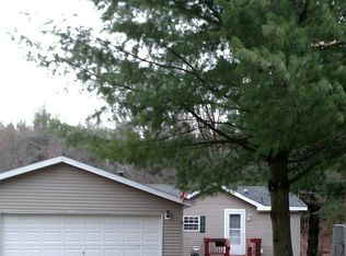 713 Edgecreek Dr, Wayland, MI