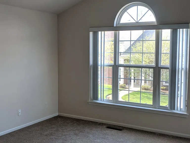 5348 Pine Aires Dr — Photo 8
