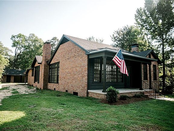 2nd image of 511 Virginia Ave