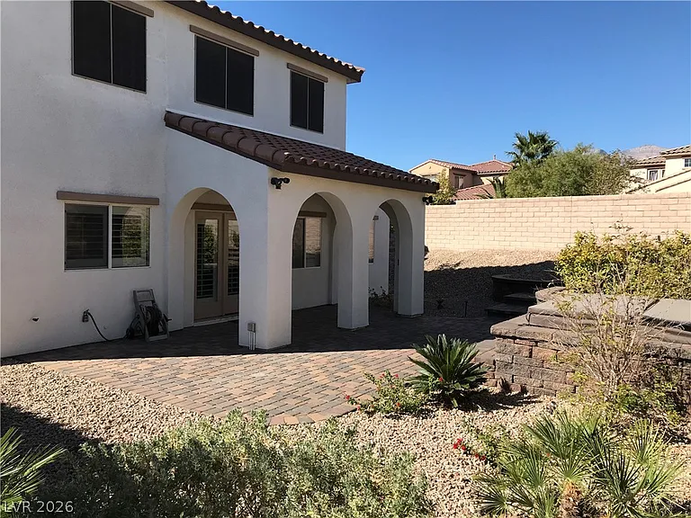 920 Contadero Pl — Photo 2