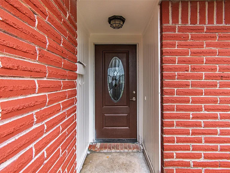 12906 Southspring Dr — Photo 3