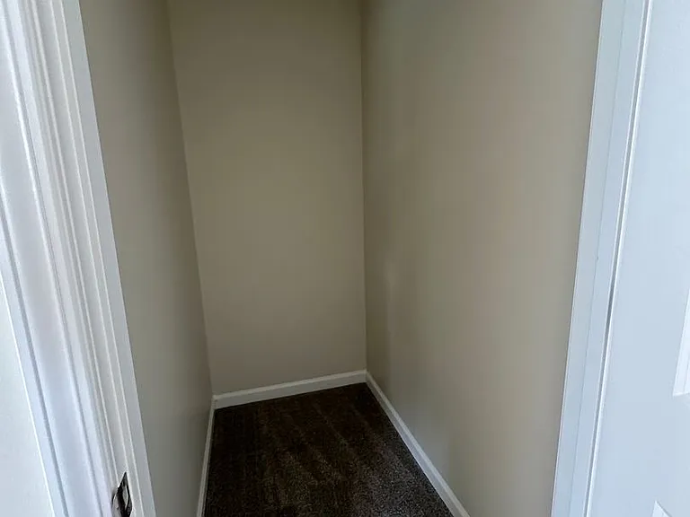 1105 Beacon Rd — Photo 22