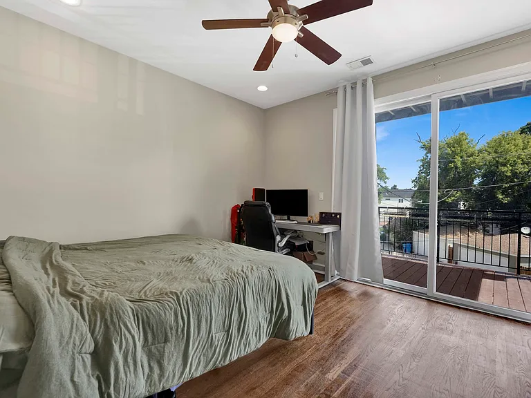 3505 N Elston Ave #2 — Photo 13