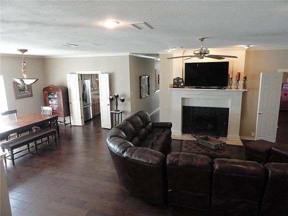 4th image of 7008 Allen Place Dr