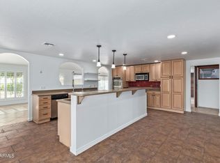 9058 E Dennis St, Mesa, AZ 85207