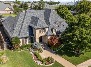 4425 S Retana Ave, Broken Arrow, OK 74011