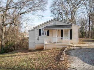 171 Brown St, Cowpens, SC 29330