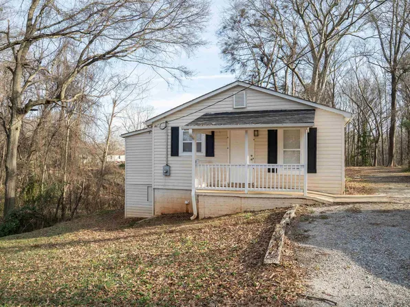 171 Brown St, Cowpens, SC 29330