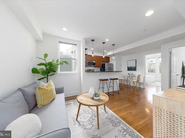 1352 Longfellow St NW APT 205, Washington, DC 20011