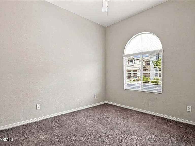 4325 E Boston St — Photo 28
