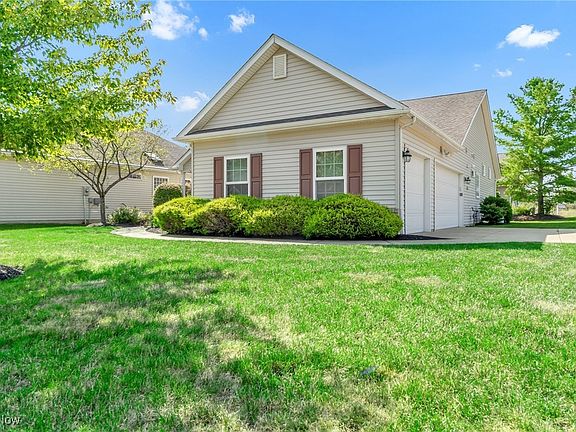 3rd image of 14409 Glenbrook Dr