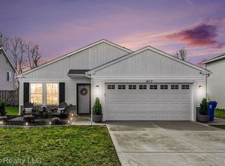 813 Partridge Ct, Holly, MI 48442