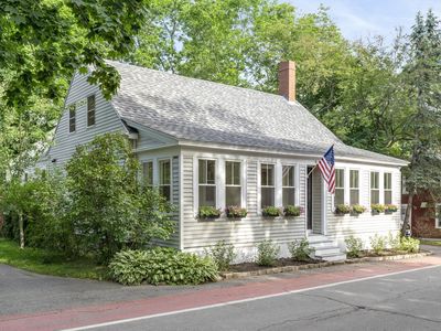 9 Green Street, Topsham, ME, 04086