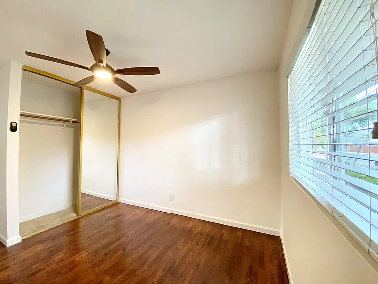 1211 Jefferson St — Photo 20