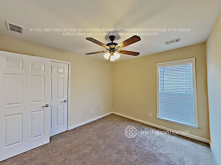 160 Edgewater Trl — Photo 15