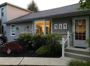 469 Pine Hill Rd, Hummelstown, PA 17036