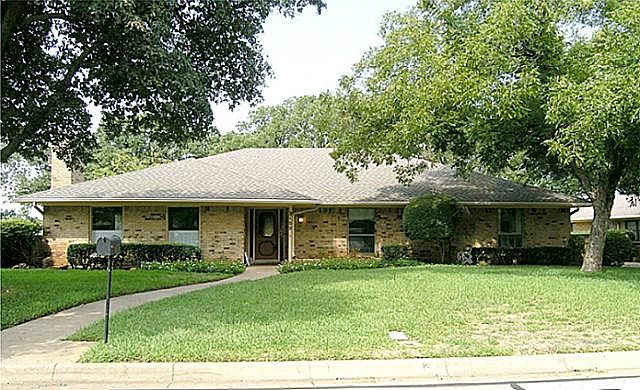 1st image of 2100 Franklin Dr