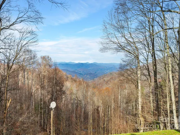 2650 Secluded Valley Rd, Marshall, NC 28753