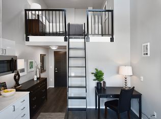Novo Apartments, Seattle, WA 98115