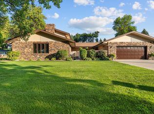 215 Crescent Dr, Breckenridge, MN 56520