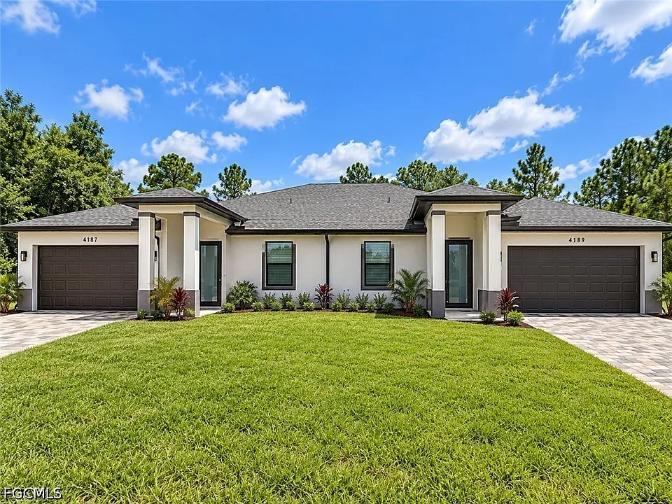 4789 Golfview Blvd
