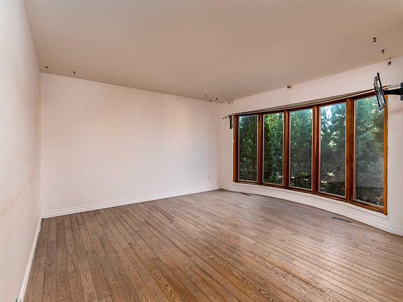 5th image of 5211 26th St