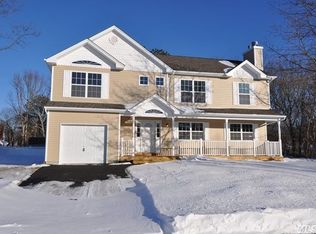 23 Evergreen Ave, Port Jefferson Station, NY 11776