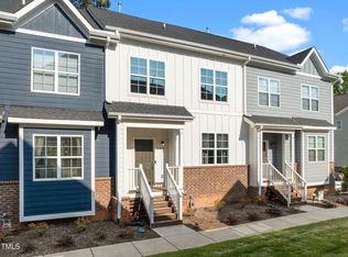 820 Laurel Gate Dr, Wake Forest, NC 27587