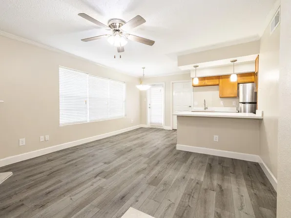 2750 Holly Hall St, Houston, TX