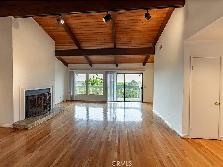 873 Mount Washington Dr — Photo 4
