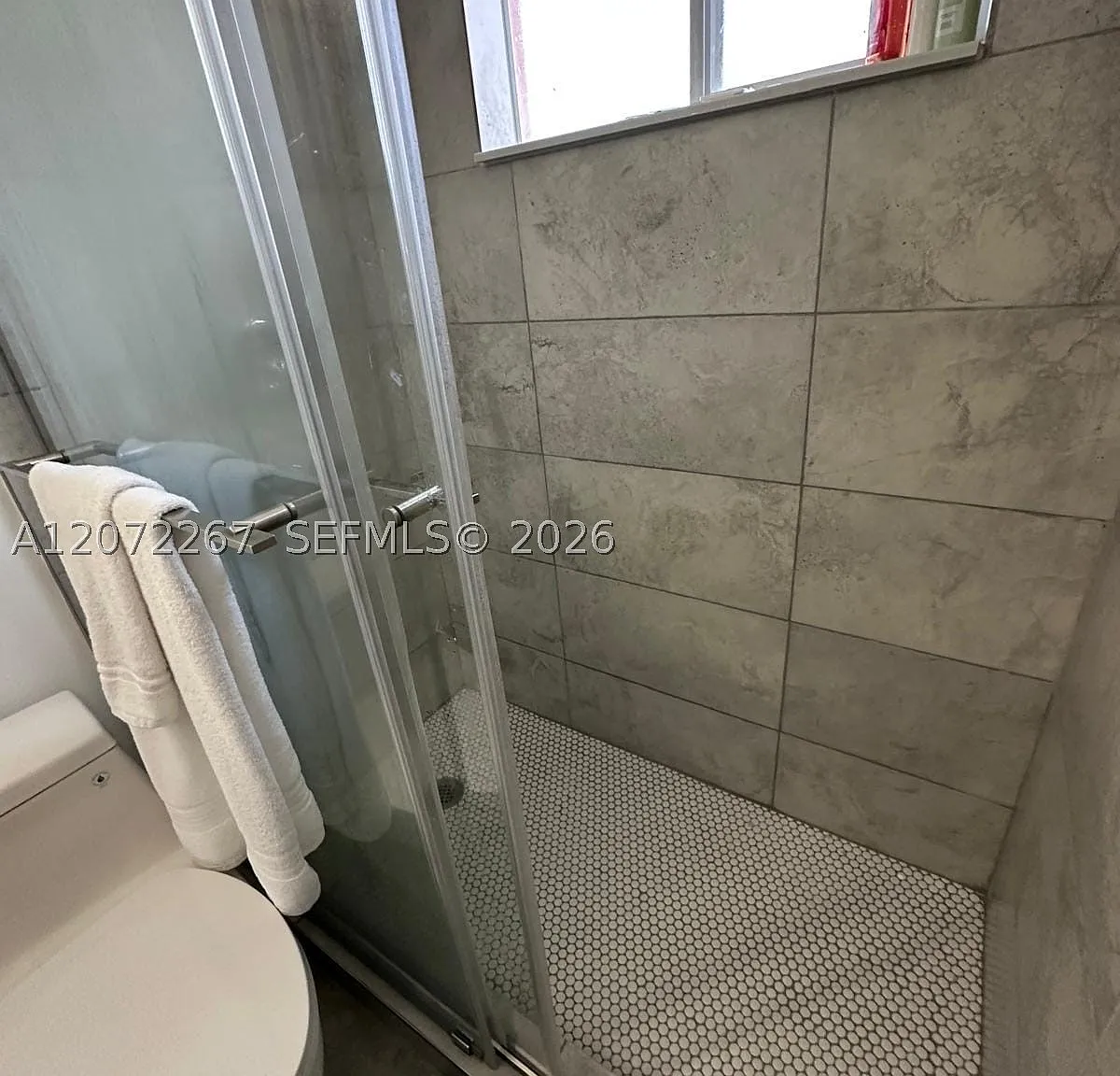 2 bed, 1.0 bath, 1547 sqft, $2,000 — Photo 4