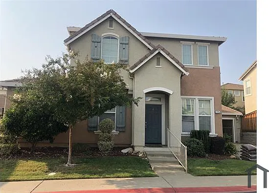 715 Ferrier Way — Photo 23