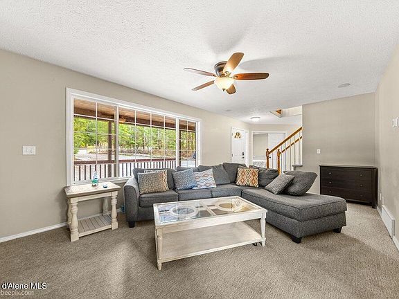 5th image of 15951 N Pinewood Way