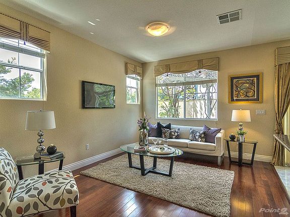 4family room