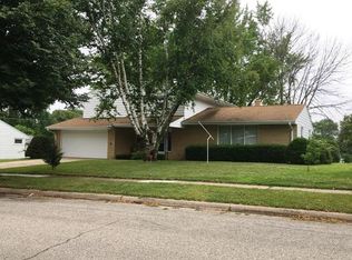 235 N Midway Ave, Jefferson, WI 53549