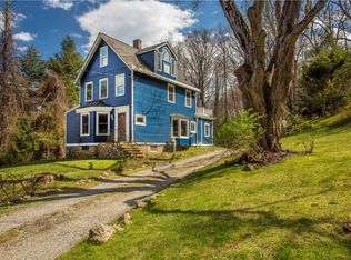 25 Snyders Hill Rd, Mount Kisco, NY 10549