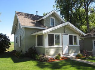 12 N 1st St, Vining, MN 56588