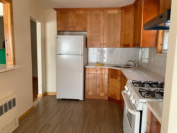 4th image of 61-17 217th St Floor 2